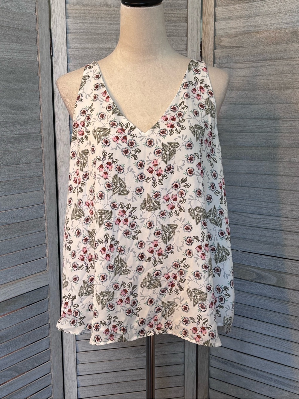 LOFT SZXL Ditsy Floral TankCamisole Blouse V-Neckline WhitePinkBrownSage Green